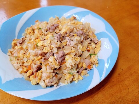 ウェイパー(味覇)で作る、豚バラチャーハン